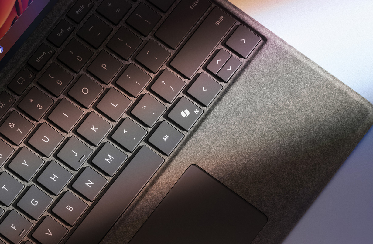 Surface Pro Flex Keyboard的俯视展示